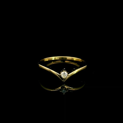 Chevron diamond ring in 18K yellow gold with 0.05 carat round natural diamond