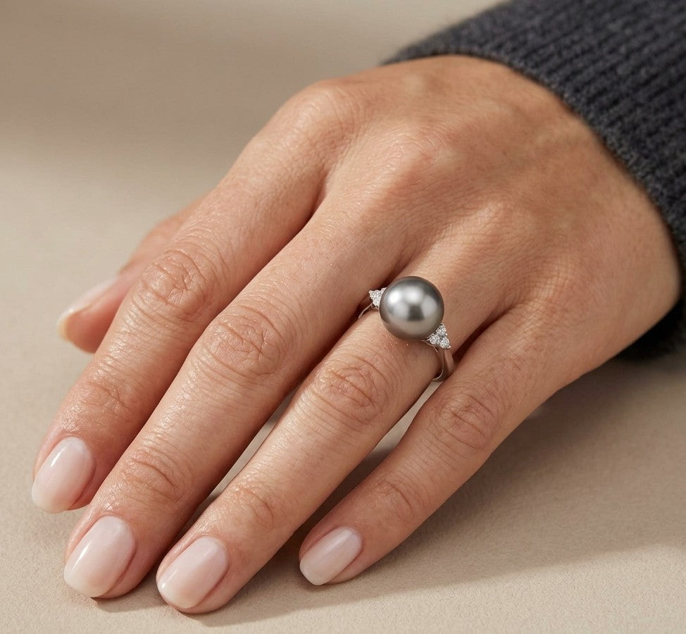 Tahitian Black Pearl and Diamond Ring in 18K White Gold