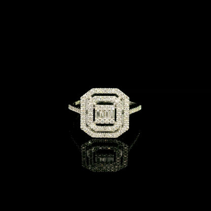 Baguette and round diamond halo ring in 18K white gold
