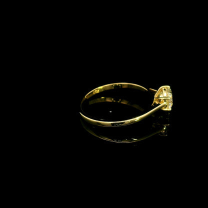 Six-prong 1 carat diamond solitaire engagement ring in 18K yellow gold, side view
