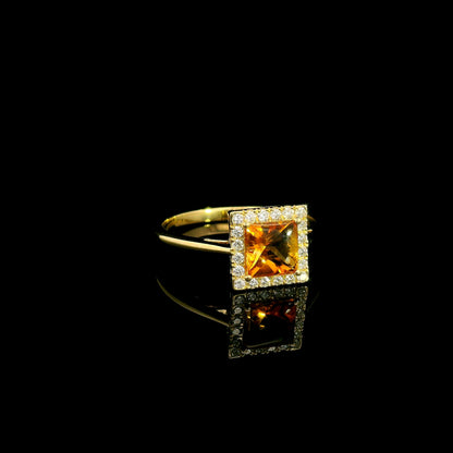 Square citrine ring with diamond halo in 18K yellow gold