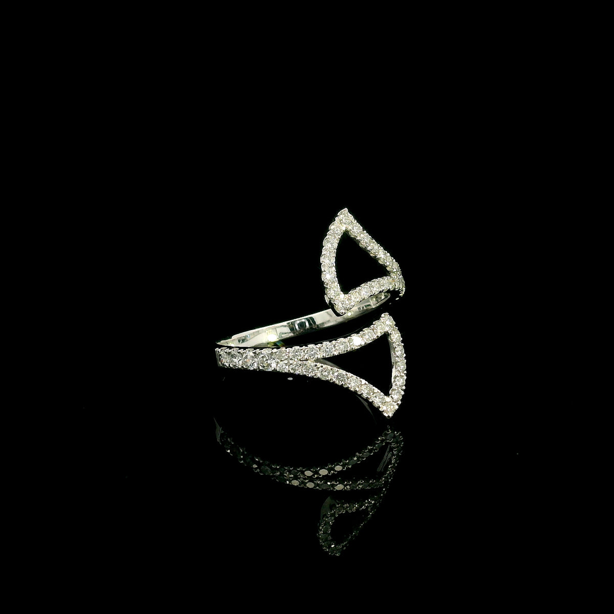 Diamond open statement ring in 18K white gold with sculptural pointed diamond-set curves