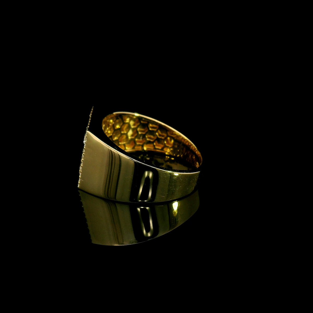 Men’s diamond ring in 18K yellow gold with square round diamond cluster and wide polished band