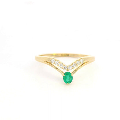Emerald and Diamond Ring in 18K Yellow Gold