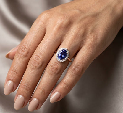 Tanzanite and Diamond Ring in 18K White Gold | Emirates Diamonds