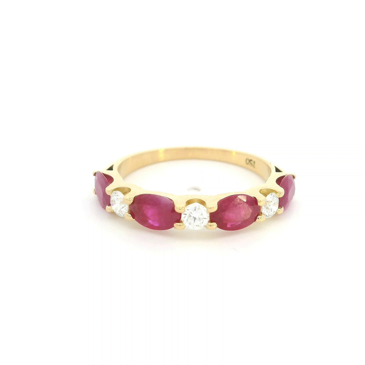 Ruby and diamond ring in 18K yellow gold with alternating oval rubies and round diamonds