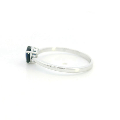 Heart shaped blue sapphire ring in 18K white gold