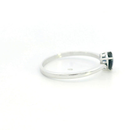 Heart shaped blue sapphire ring in 18K white gold