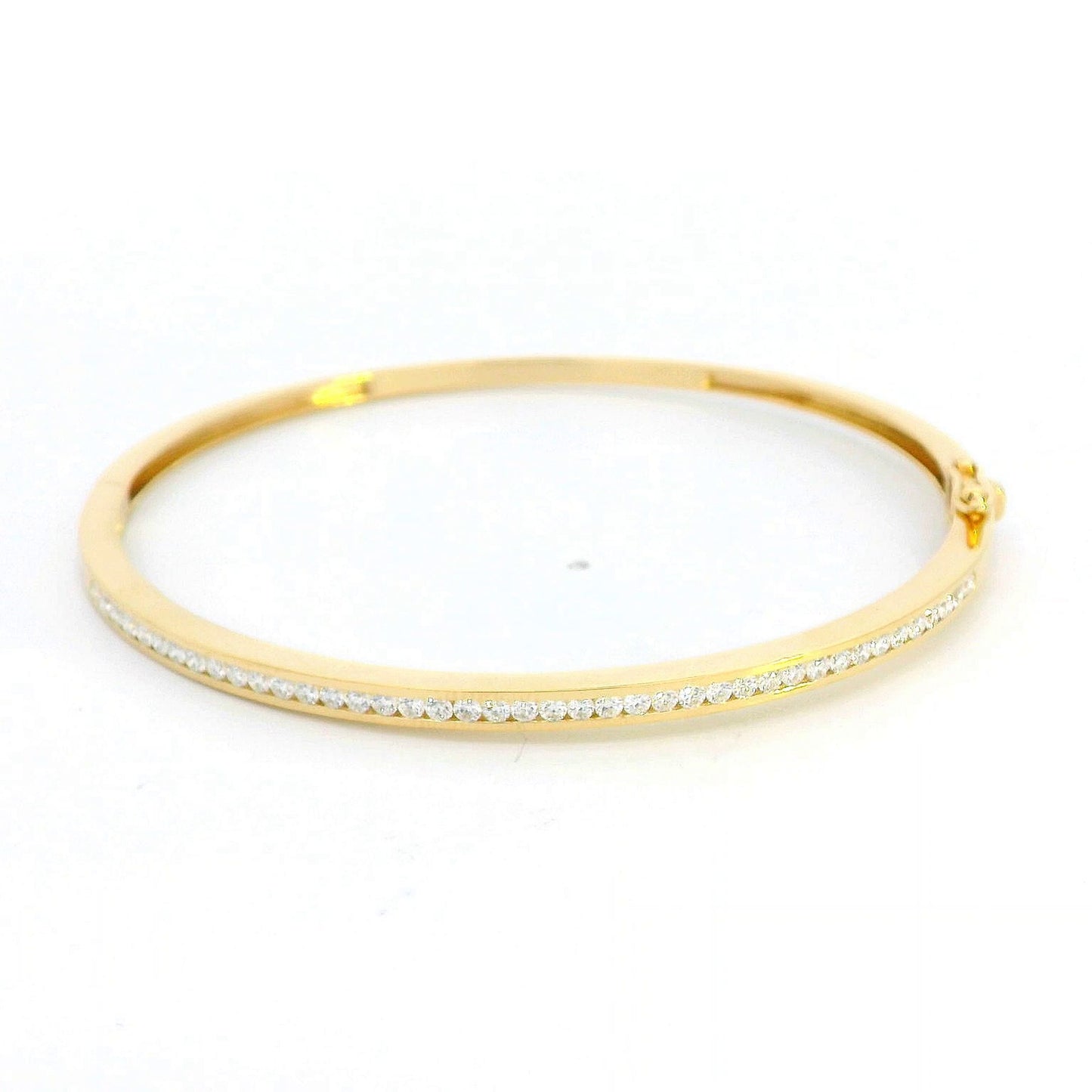 18k Gold Diamond Bangle with 0.85 Carat Round Cut Diamonds in Channel Setting