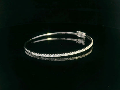 18K white gold bangle with single row of diamonds – 0.92 carat diamond bracelet