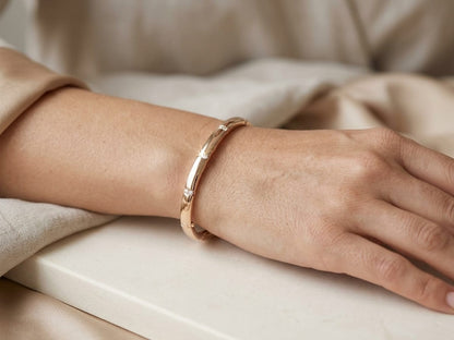 Diamond Station Bangle in 18K Rose Gold
