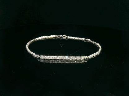 Luxury 18K Gold Diamond Bracelet with a Sleek Bar Design – 0.58 Carat"