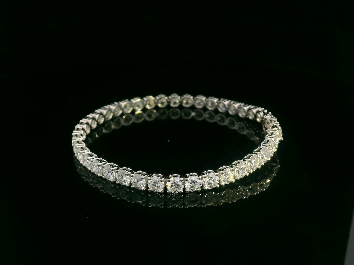 Round diamond tennis bracelet, 12.21 carat diamonds set in 18K white gold, versatile luxury for weddings, galas, or everyday glamour