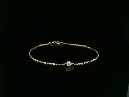 18K yellow gold diamond solitaire chain bracelet with bezel-set 0.14 carat diamond – Emirates Diamonds