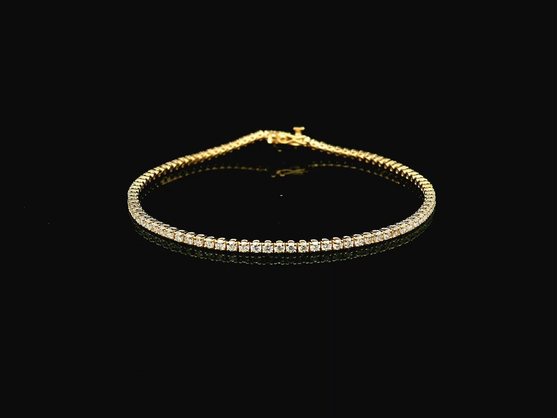 Diamond tennis bracelet 2.14 carat set in 18K yellow gold by Emirates Diamonds