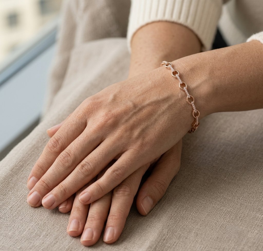 18K Rose Gold Diamond Link Bracelet with 0.61 Carat Natural Round Brilliant Diamonds and Alternating Polished Open Links