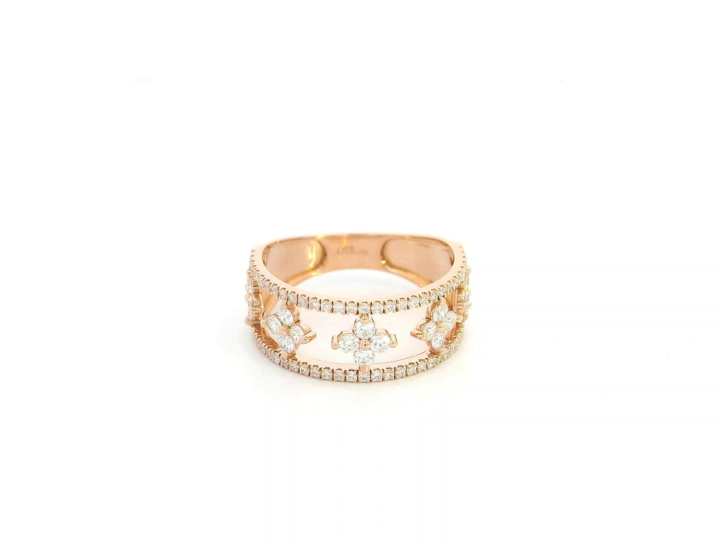 Diamond statement ring 0.77 carat in 18K rose gold by Emirates Diamonds