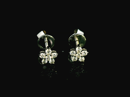 Elegant 18K Gold Flower Cluster Diamond Stud Earrings (0.15ct Diamonds)