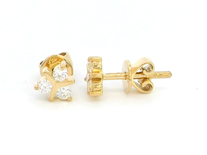 Chic 18K Gold Triangle Diamond Stud Earrings (0.20ct)