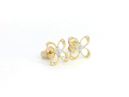 18K gold floral stud earrings with 0.05ct diamonds, featuring an open-petal design for a delicate, minimalist look.