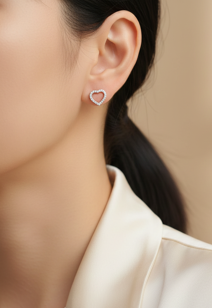 18K white gold open heart stud earrings with pavé diamonds, total diamond weight 0.27 carat – Emirates Diamonds