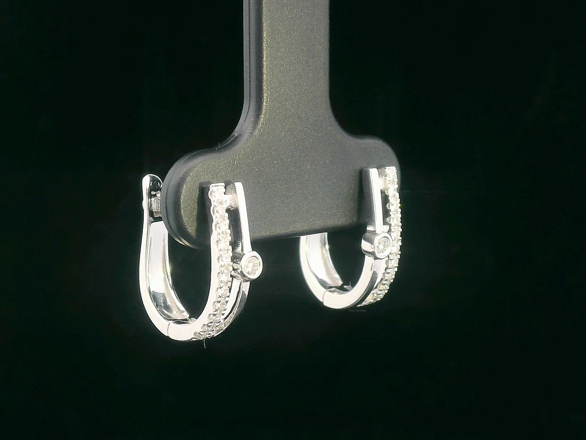 Two-row 18K white gold huggie earrings with pavé and bezel-set diamonds