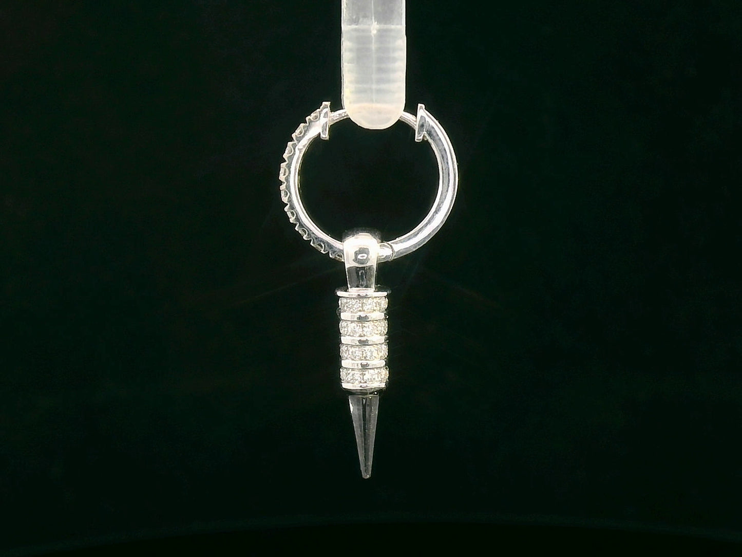 18K gold men’s single drop earring with spike-shaped pendant and pavé diamonds – 0.27ct total