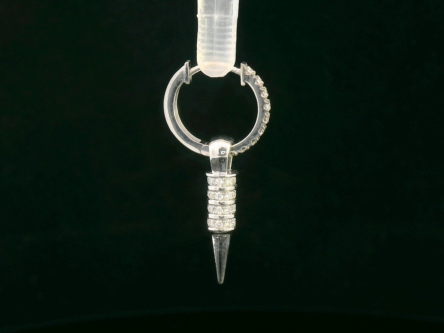 18K gold men’s single drop earring with spike-shaped pendant and pavé diamonds – 0.27ct total