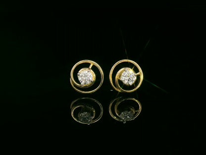 18k Yellow Gold Swirl Diamond Stud Earrings with 0.18ct Round-Cut Diamonds in Spiral Design, Elegant Modern Fine Jewelry