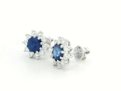 Elegant sapphire and diamond stud earrings in 18K white gold