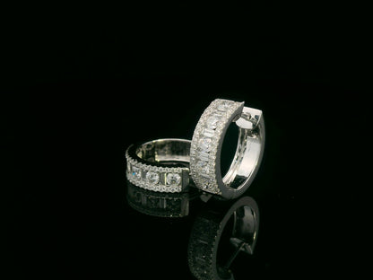 18K white gold geometric hoop earrings with baguette and round-cut diamonds, total 1.06ct