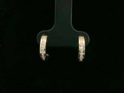 18K yellow gold diamond half-hoop earrings – 0.21ct pavé-set round diamonds, modern fine jewelry by Emirates Diamonds