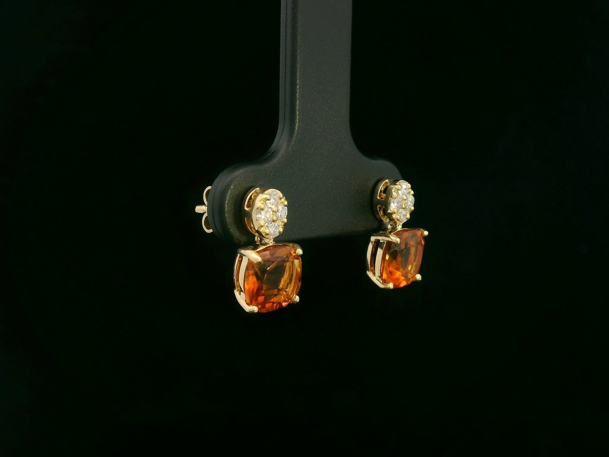Citrine and diamond drop earrings in 18K yellow gold by Emirates Diamonds