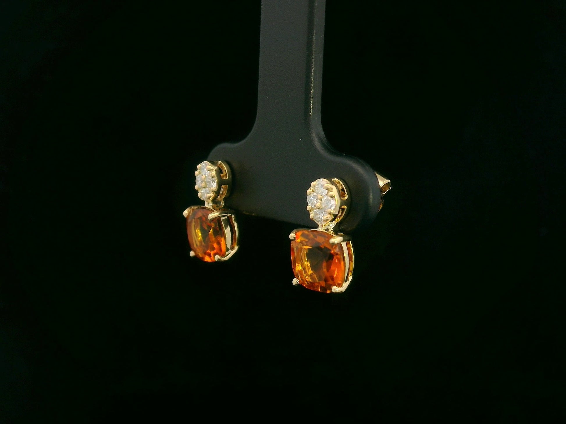 Citrine and diamond drop earrings in 18K yellow gold by Emirates Diamonds