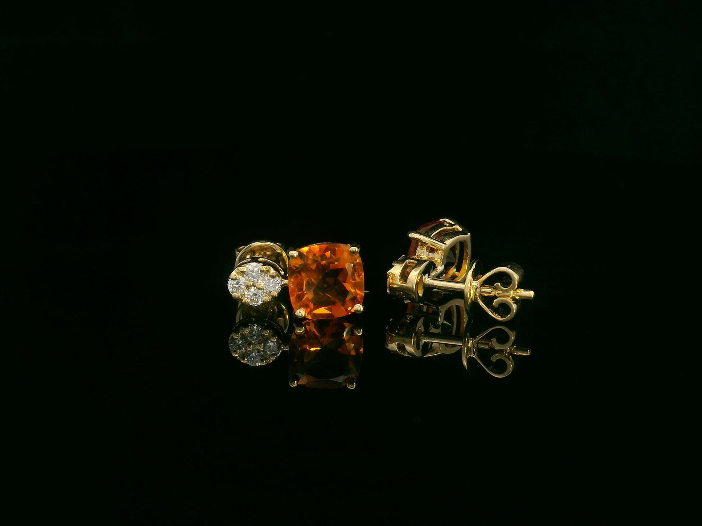 Citrine and diamond drop earrings in 18K yellow gold by Emirates Diamonds