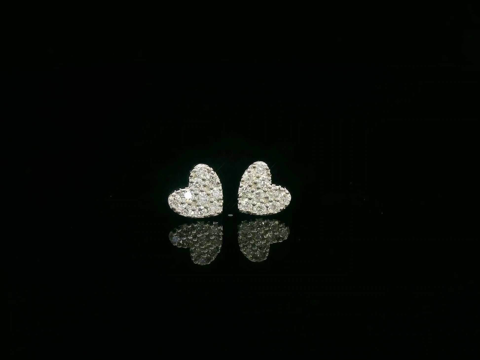 18K white gold diamond heart stud earrings – 0.18ct pavé-set diamonds in heart design, fine jewelry by Emirates Diamonds