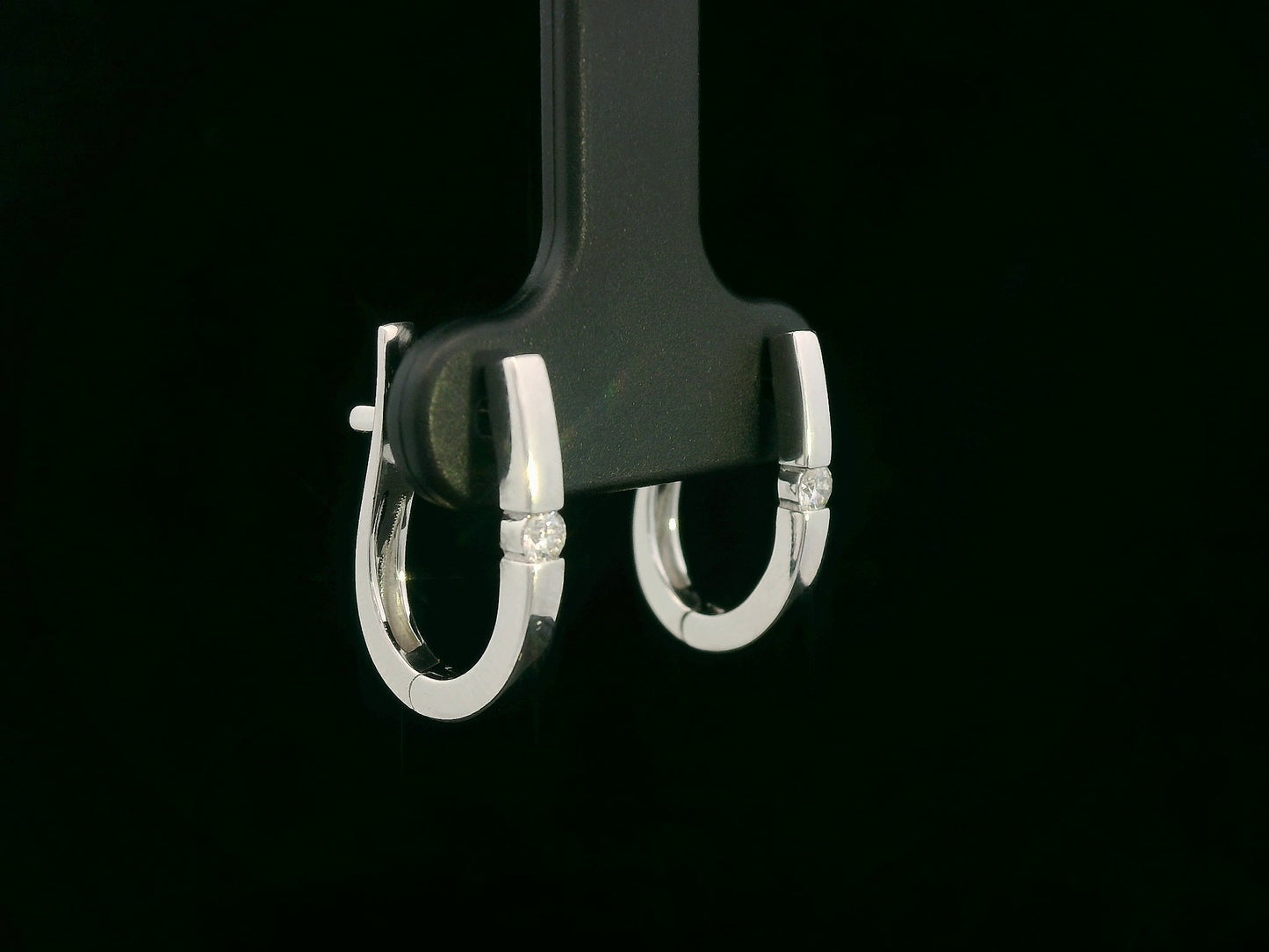 18K white gold diamond huggie hoop earrings with single round diamond, 0.11ct – Emirates Diamonds