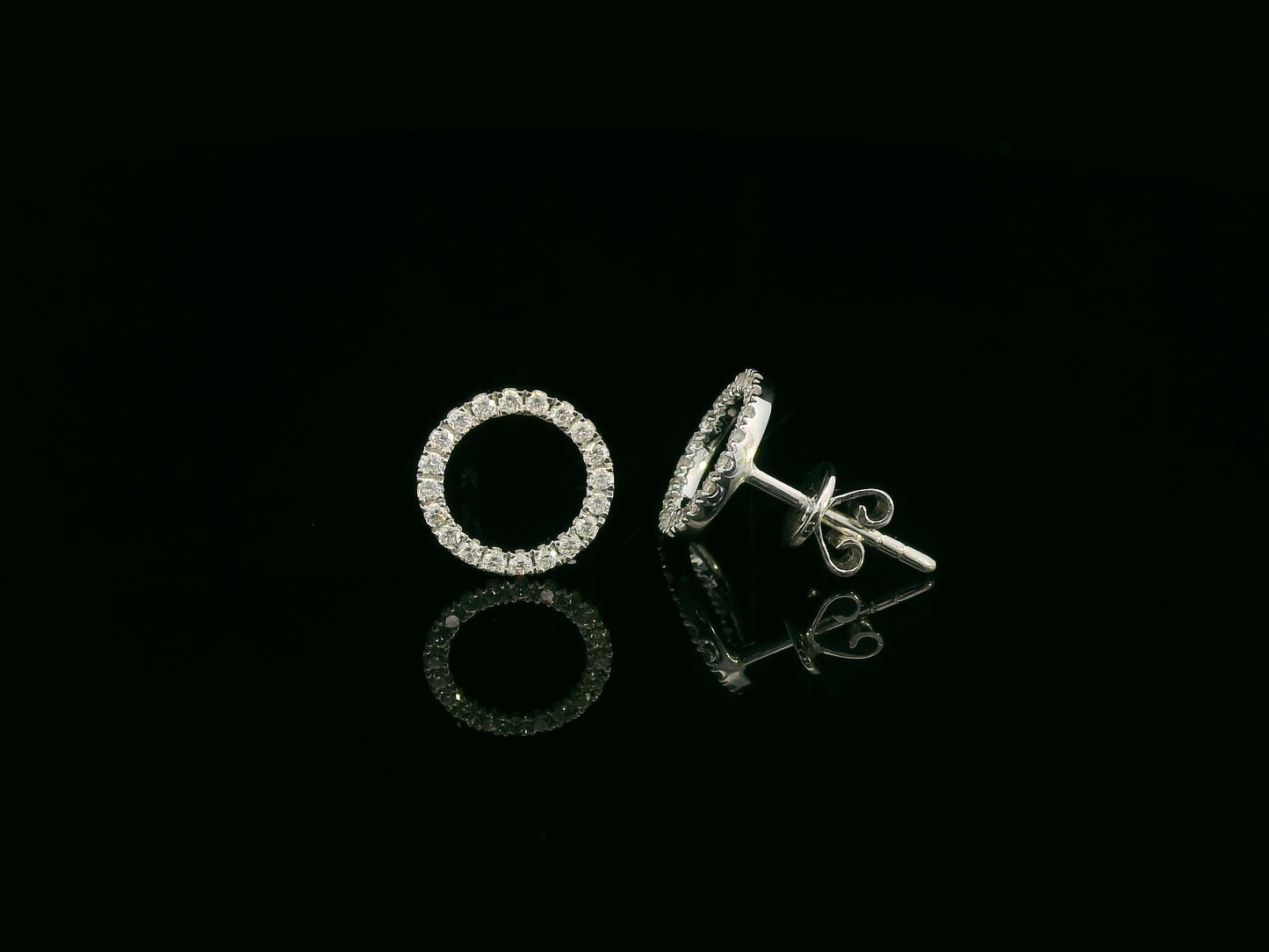 18K white gold diamond circle stud earrings – 0.26ct diamonds by Emirates Diamonds