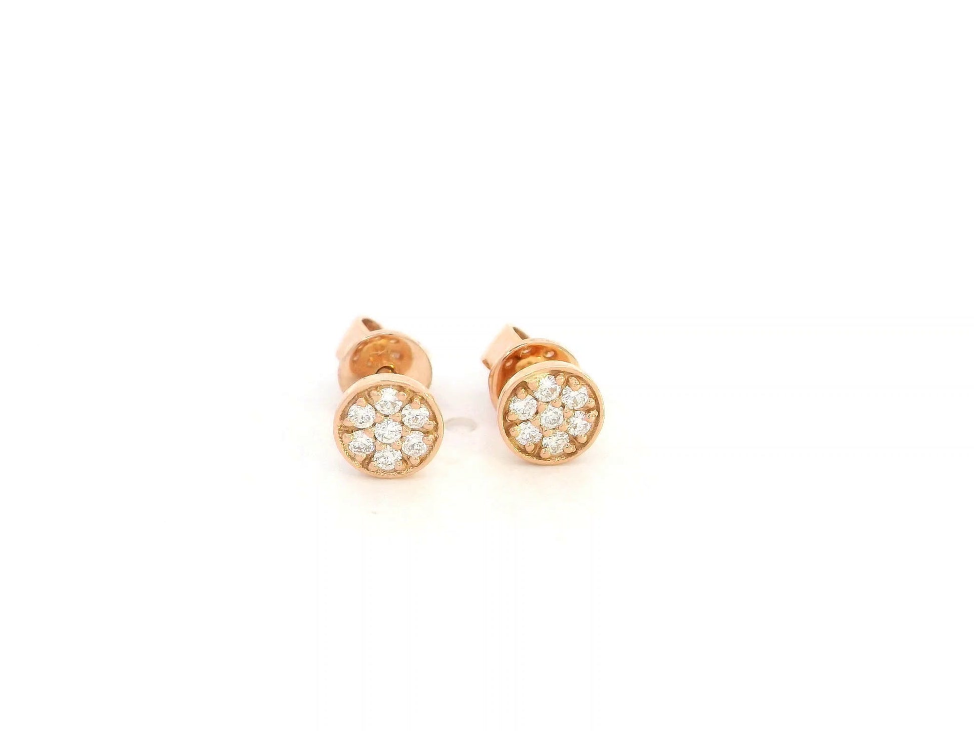 18K rose gold diamond cluster stud earrings with floral design, 0.13ct – Emirates Diamonds