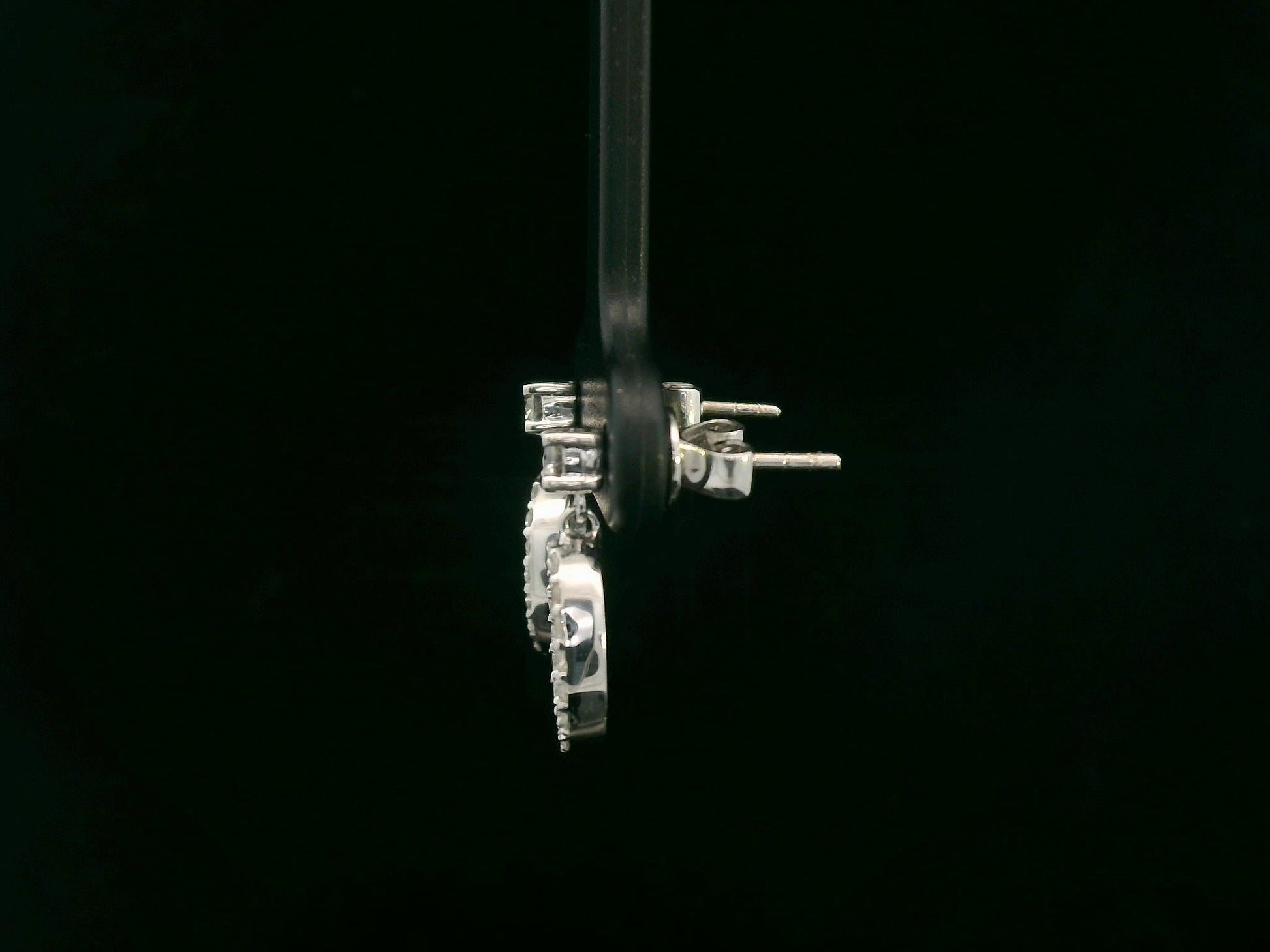 18K white gold oval diamond drop earrings with butterfly push back closure – Emirates Diamonds