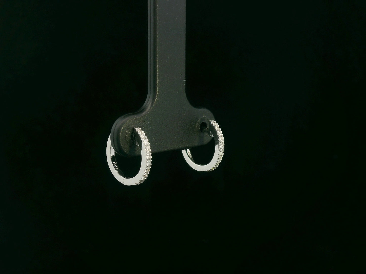 Diamond Huggie Hoop Earrings in 18K White Gold – Minimalist & Elegant Design