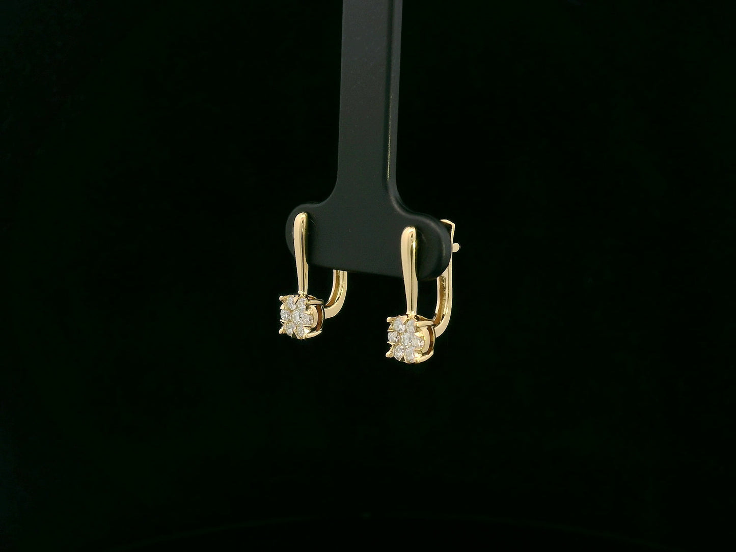 0.38 carat diamond hoop earrings in 18K yellow gold by Emirates Diamonds