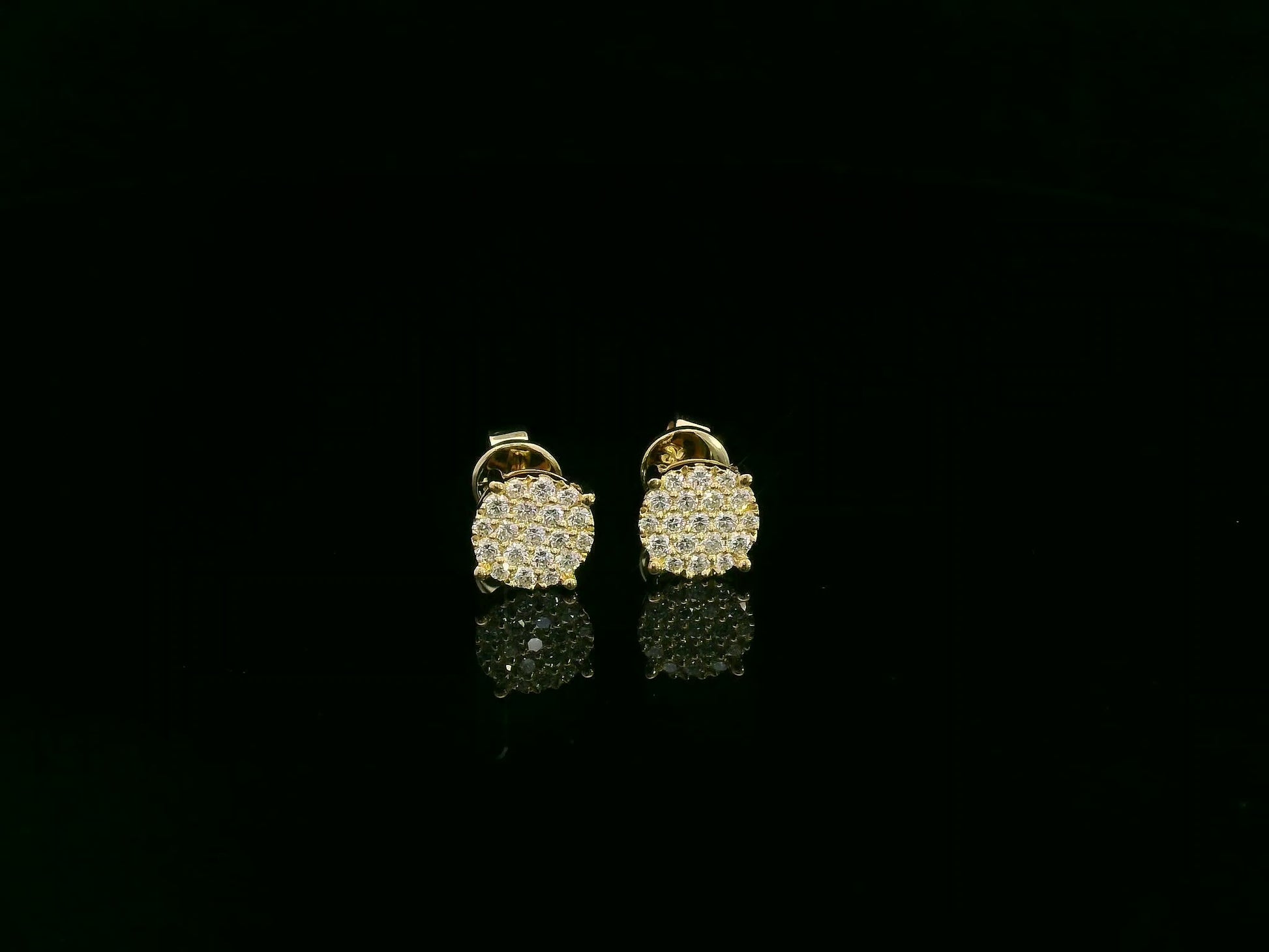 Diamond cluster stud earrings in 18K yellow gold by Emirates Diamonds