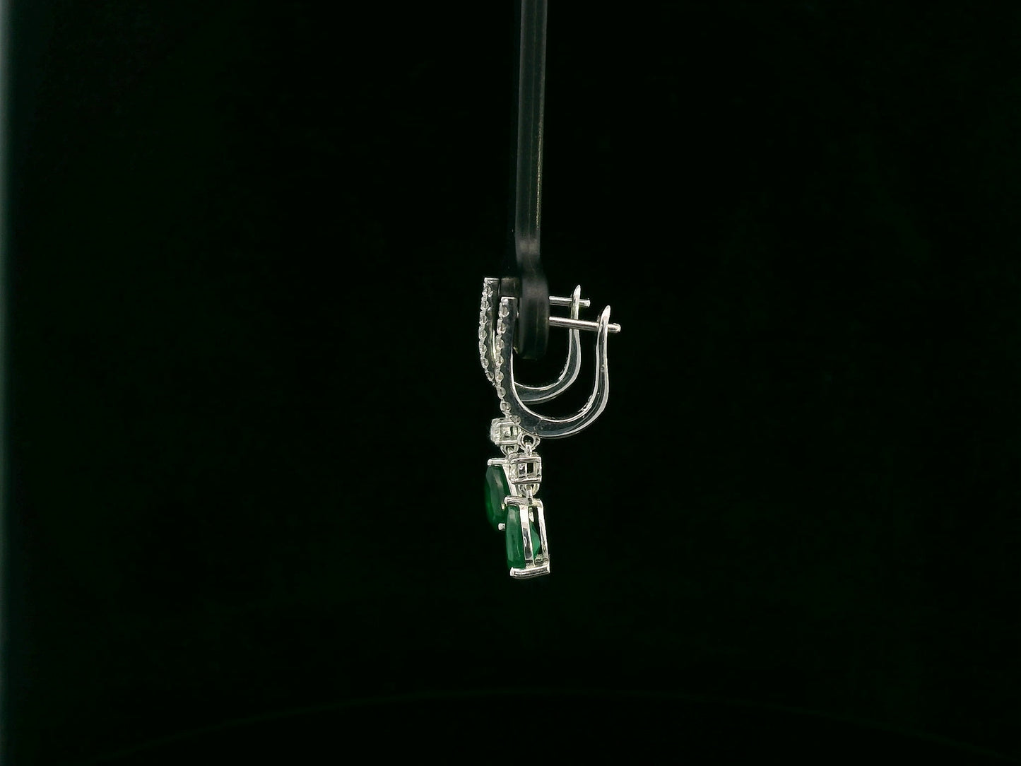 18K white gold emerald and diamond drop earrings with pear-shaped emeralds by Emirates Diamonds