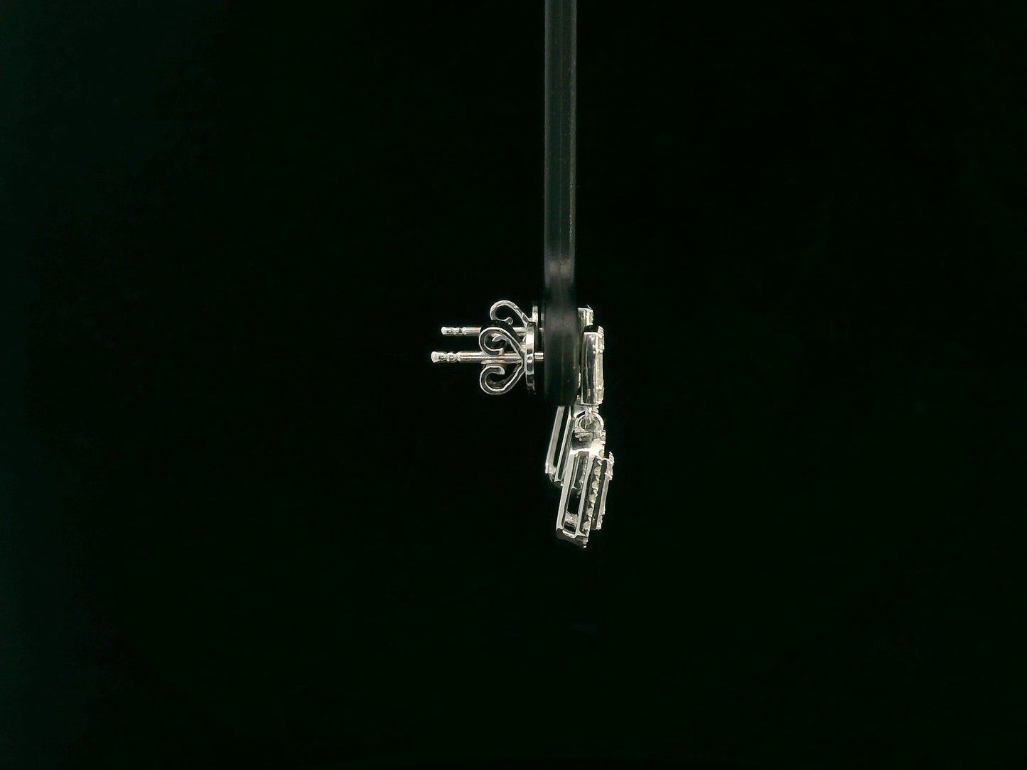 18K white gold diamond drop earrings with baguette-cut center and halo setting – Emirates Diamonds