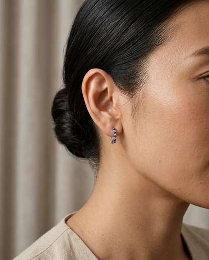 18K Gold Huggie Hoop Earrings with Blue Sapphires & Diamonds – Timeless Elegance