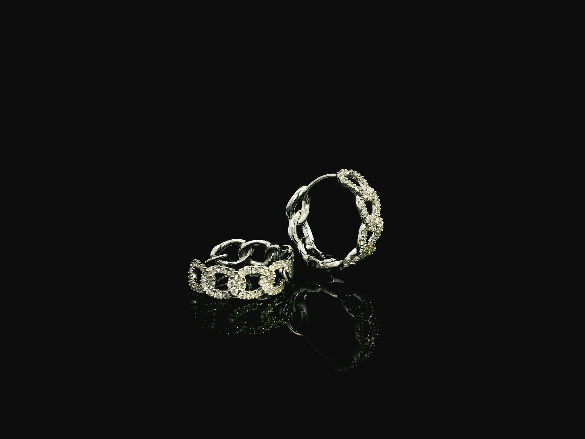 Diamond chain link hoop earrings in 18K white gold with 0.51 carat diamonds