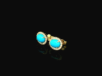Turquoise and diamond halo stud earrings in 18K yellow gold