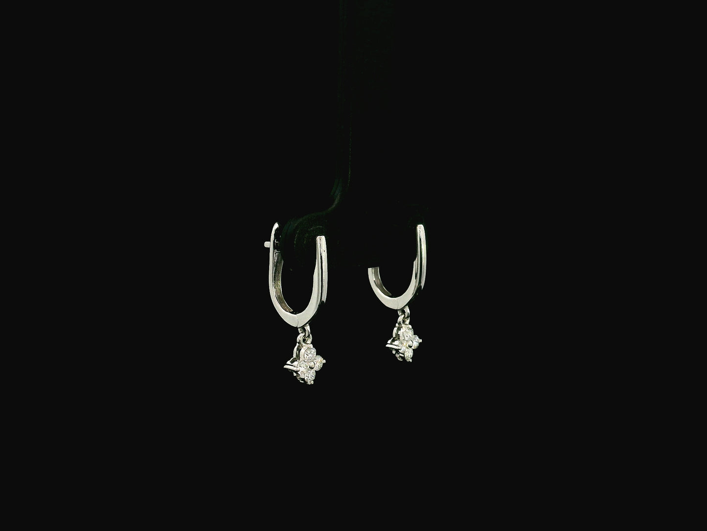 Minimal diamond drop earrings in 18K gold with round brilliant diamonds