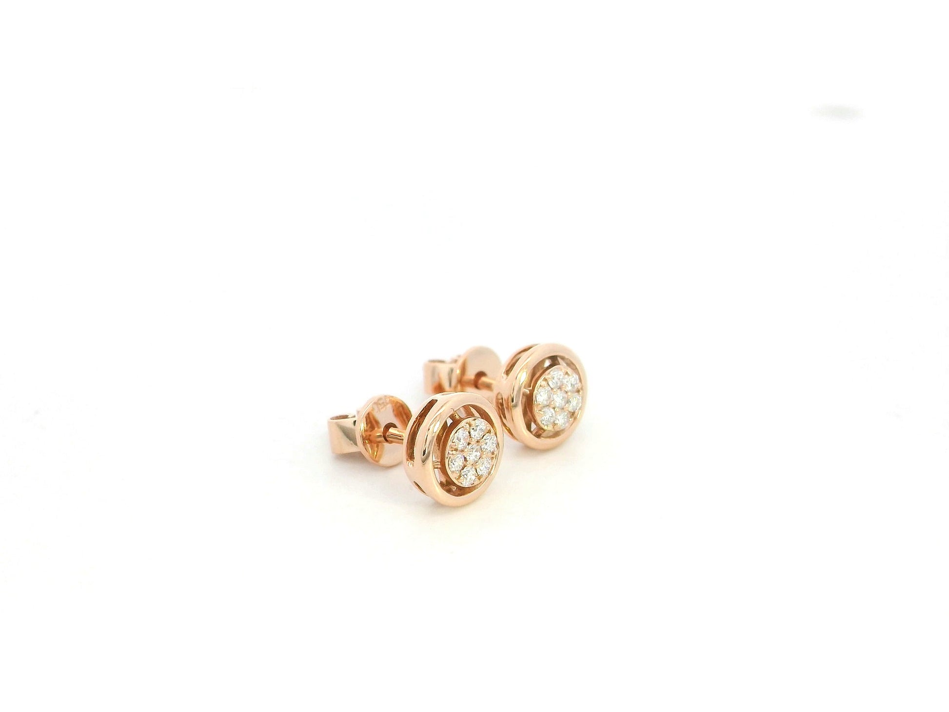 Diamond cluster stud earrings in 18K rose gold Emirates Diamonds